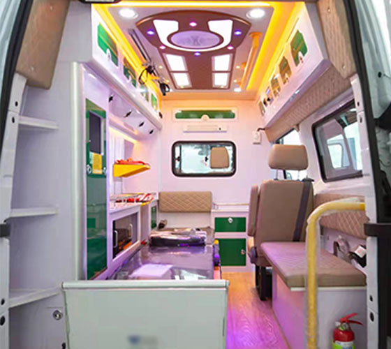 宜城市车辆内部展示